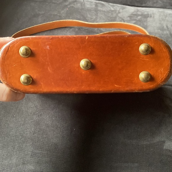 Dooney and Bourke vintage leather bag - Picture 5 of 8